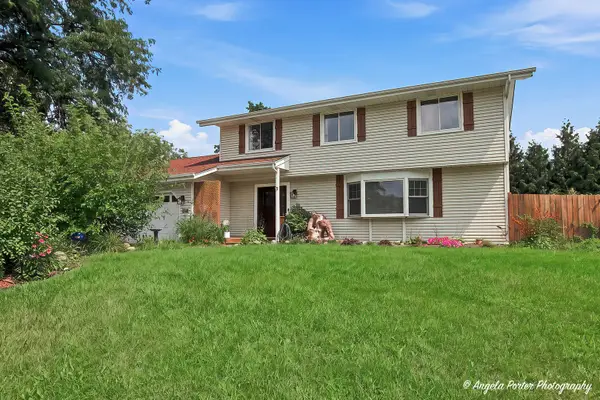 430 Shagbark Lane, Lindenhurst, IL 60046