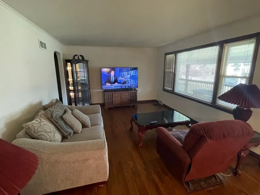 5620 W 83rd Street, Burbank, IL 60459 - #3