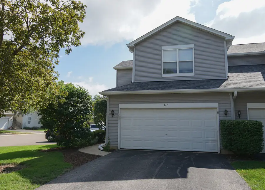 143 Woodland Circle, North Aurora, IL 60542 - #2