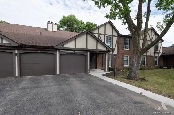 4780 Calvert Drive #A2, Rolling Meadows, IL 60008