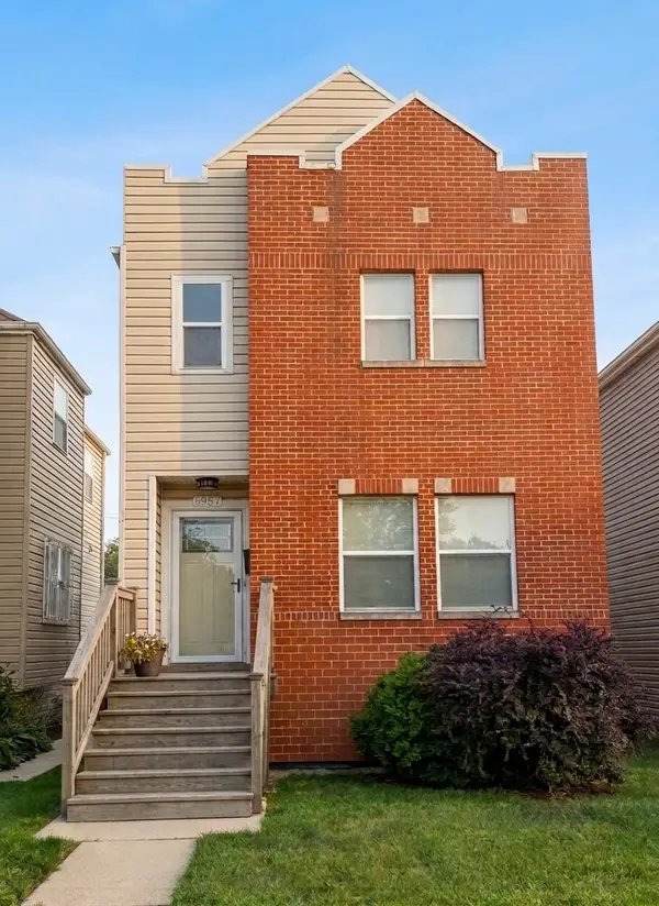 6957 S East End Avenue, Chicago, IL 60649