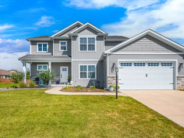 520 Prairie Meadows Drive, Heyworth, IL 61745