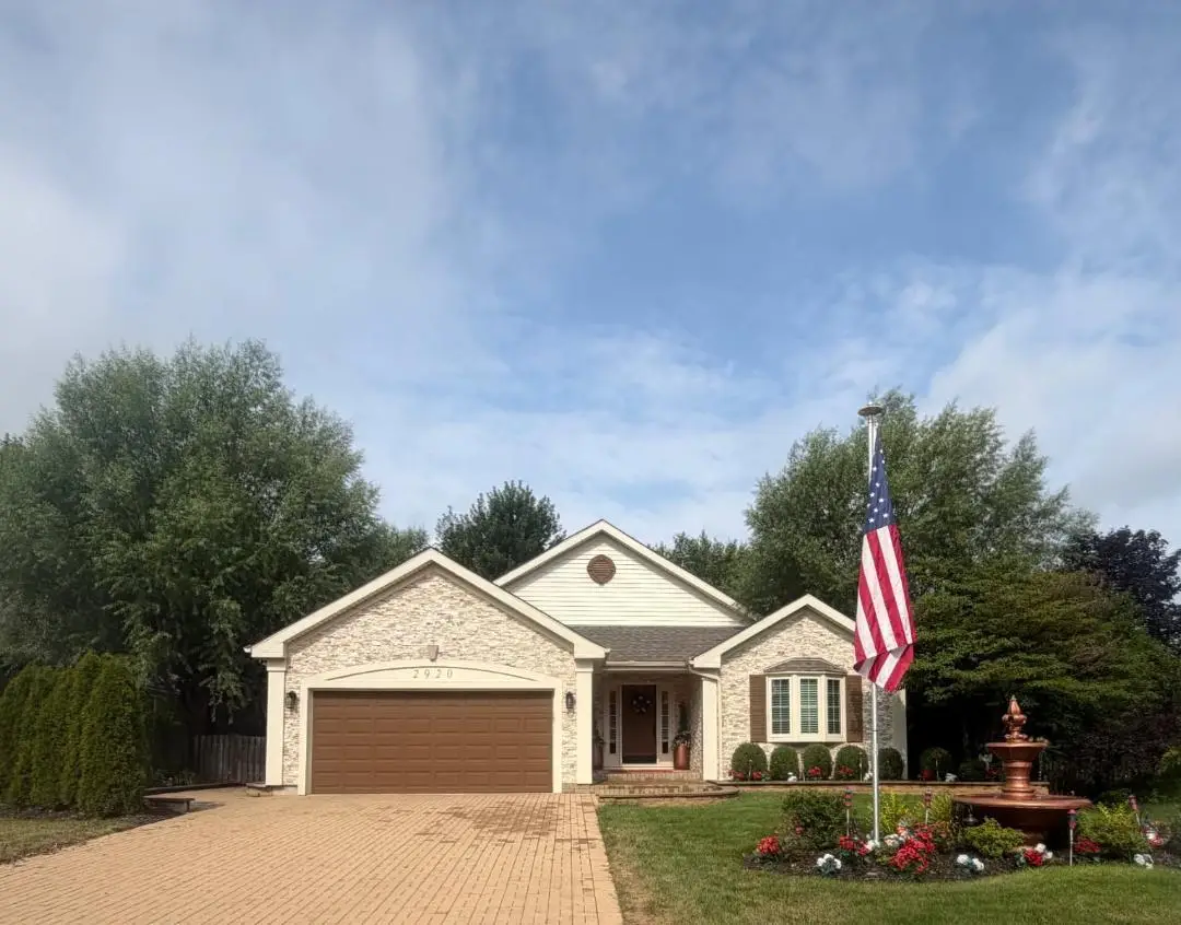 2920 Farmington Drive, Lindenhurst, IL 60046 - #1