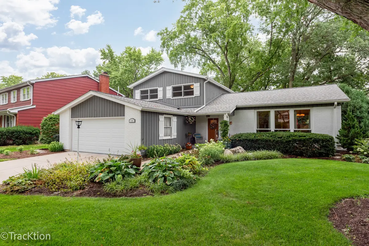 116 Pembroke Road, Naperville, IL 60540 - #1