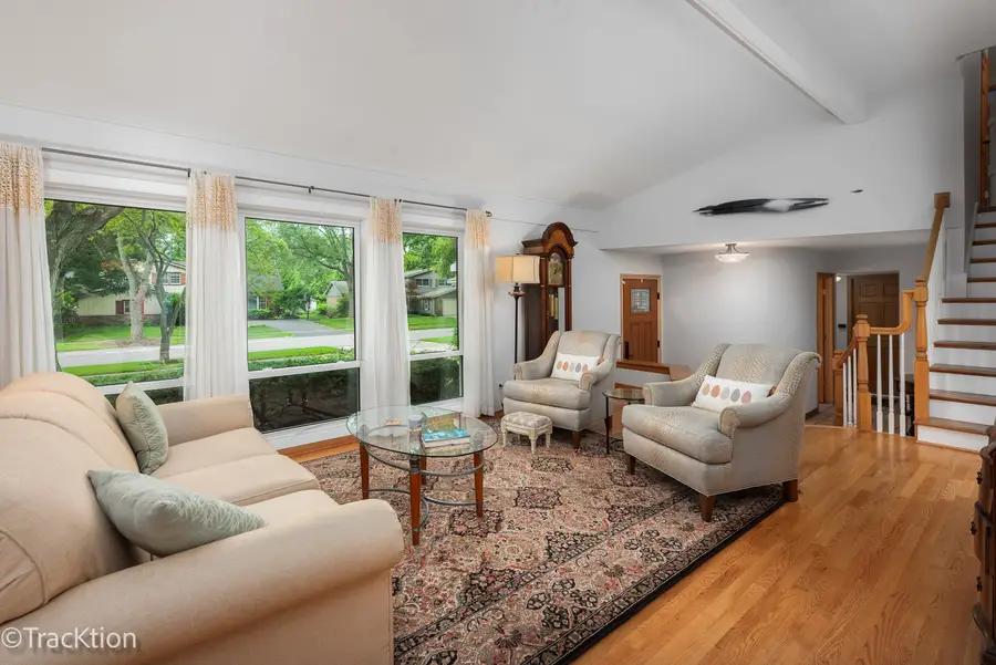 116 Pembroke Road, Naperville, IL 60540 - #3
