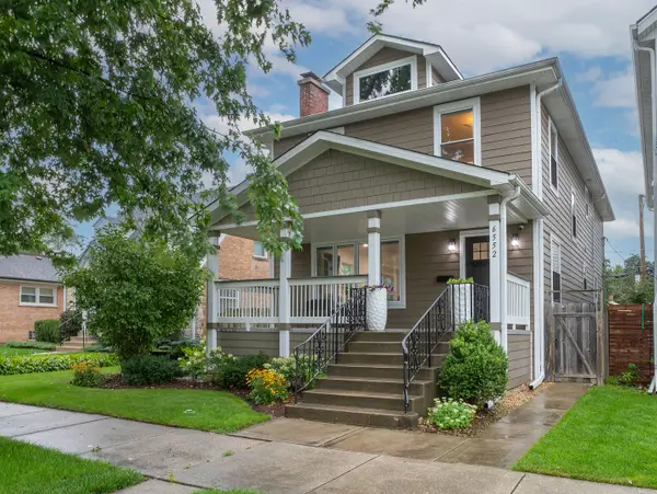 6552 N Oxford Avenue, Chicago, IL 60631
