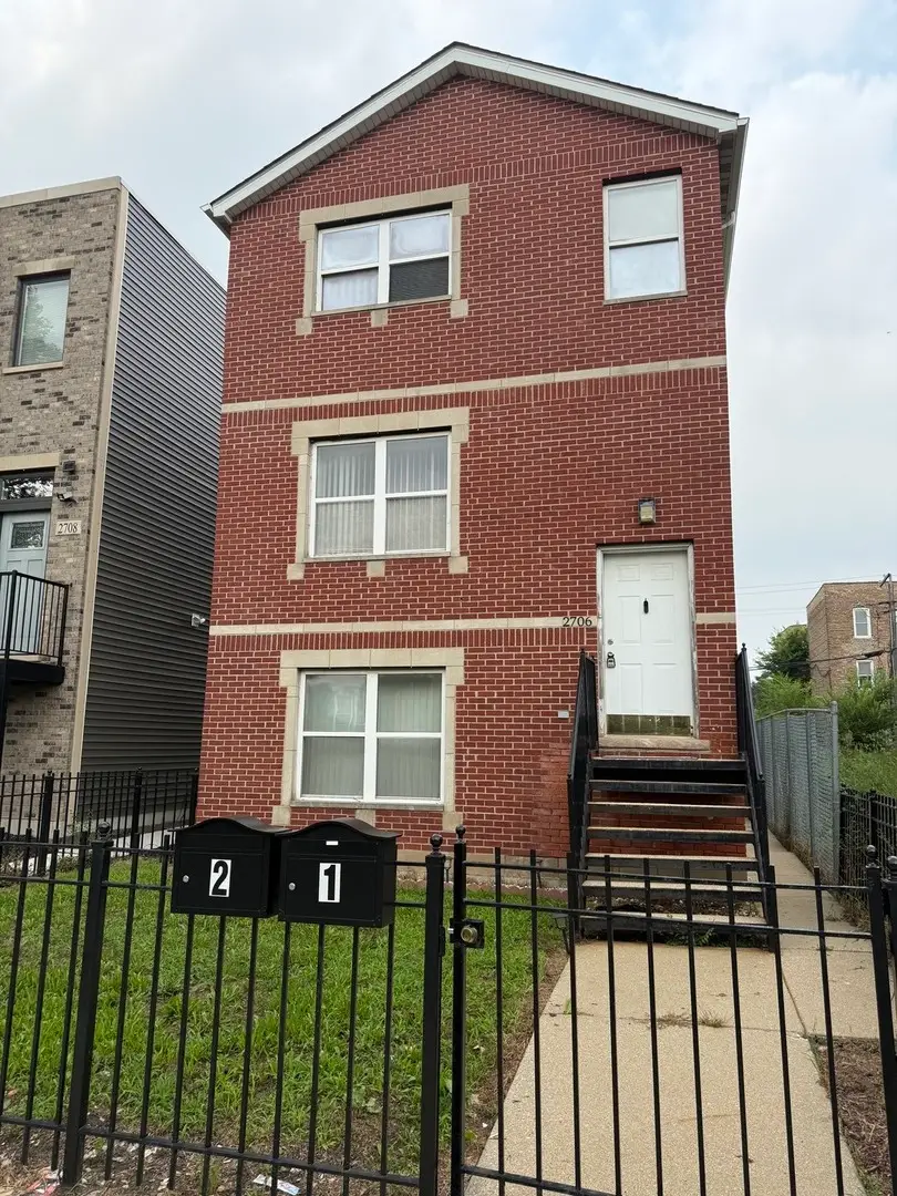 2706 W Jackson Boulevard, Chicago, IL 60612 - #1