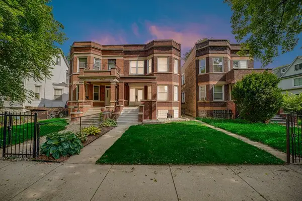 1422 E 72nd Place, Chicago, IL 60619
