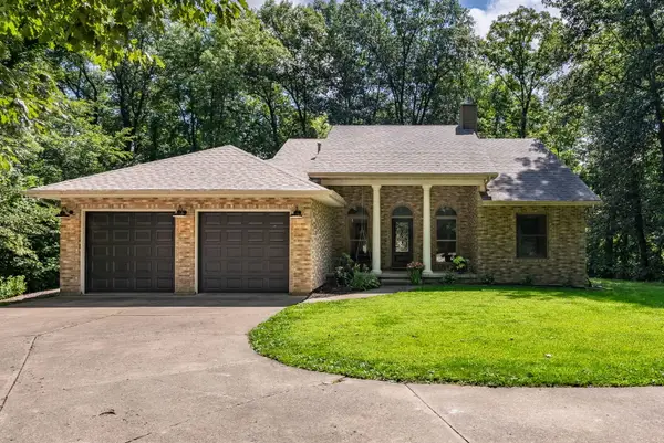 2247 Bentwood Drive, Muscatine, IA 52761