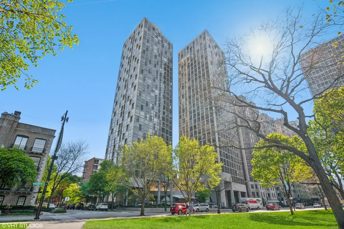 345 W Fullerton Parkway #801, Chicago, IL 60614 - #1