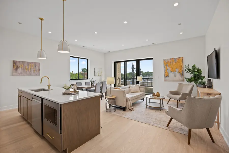 5340 N Lincoln Avenue #202, Chicago, IL 60625 - #2