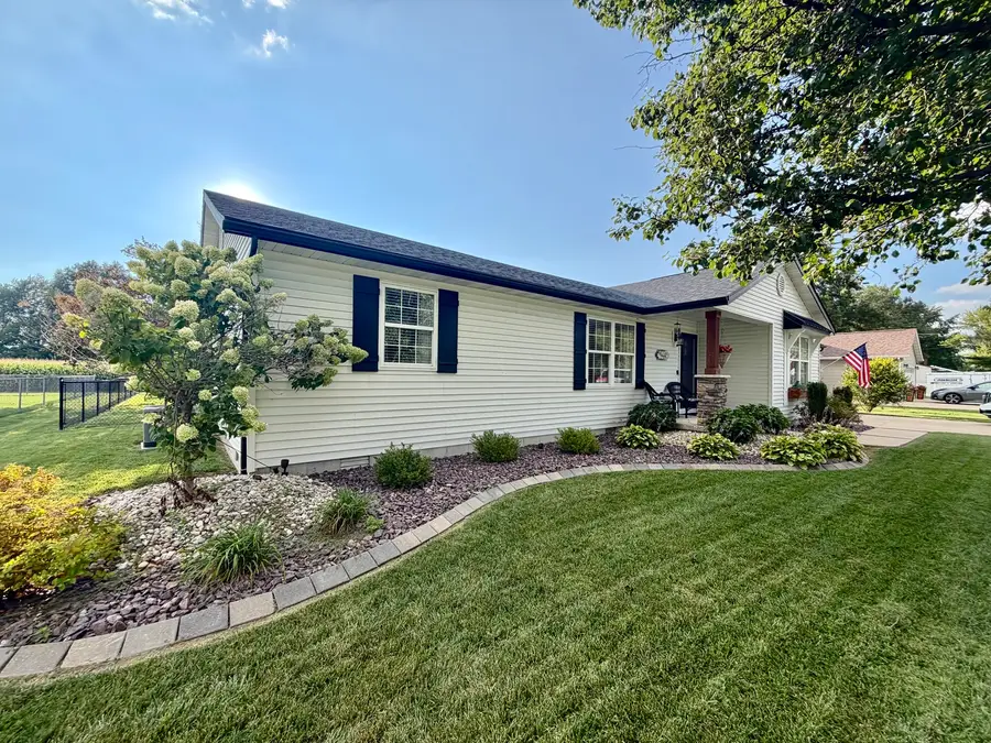 312 Randolph Drive, Centralia, IL 62801 - #3