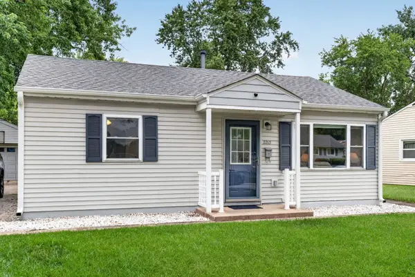 2213 Marmion Avenue, Joliet, IL 60436