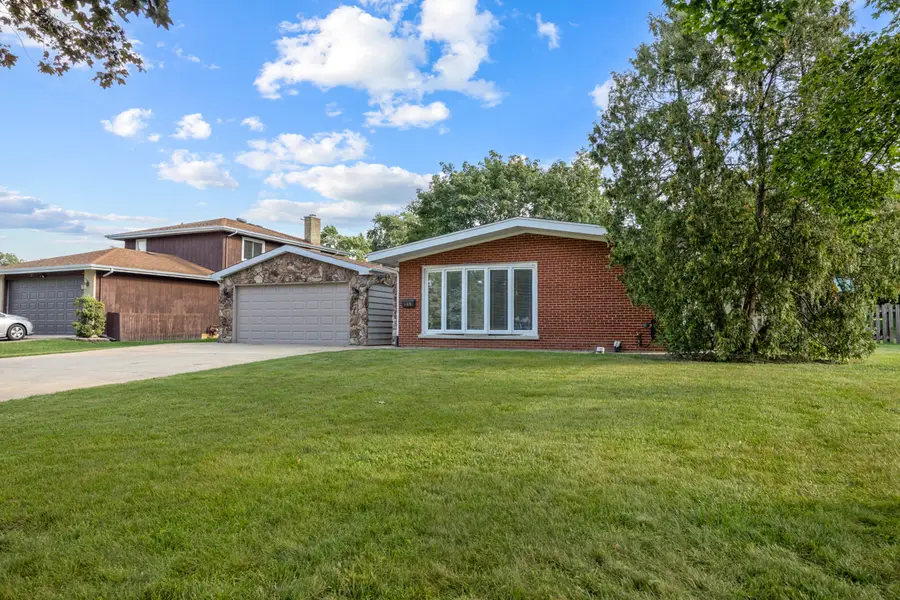 248 E Schick Road, Bloomingdale, IL 60108 - #2