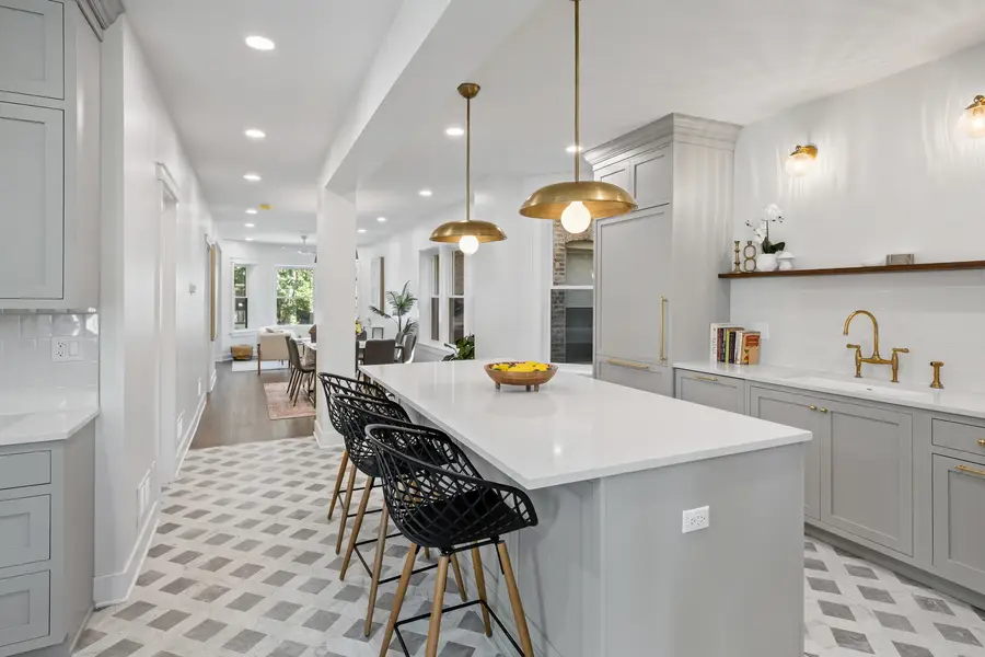 1907 W Berwyn Avenue, Chicago, IL 60640 - #3