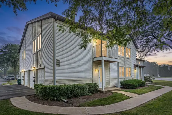 608 Inverrary Lane #608, Deerfield, IL 60015