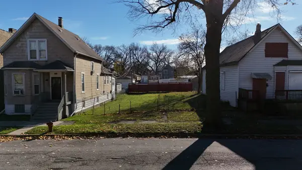 735 W 50th Street, Chicago, IL 60609