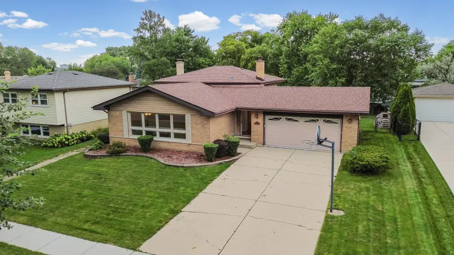 319 Gareth Lane, Schaumburg, IL 60193 - #2