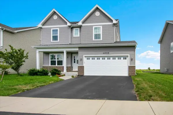 13705 S Sanibel Street, Plainfield, IL 60544