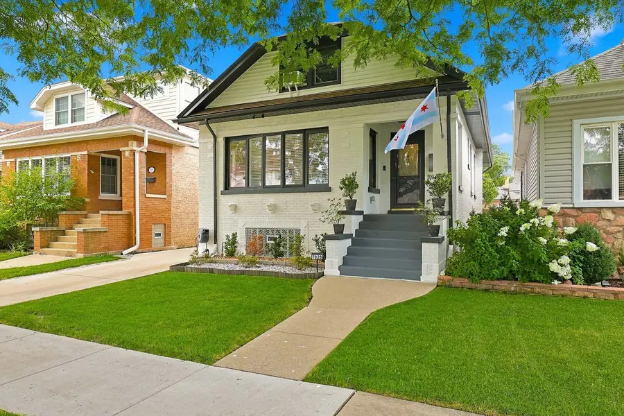 7028 N Oriole Avenue, Chicago, IL 60631 - #2