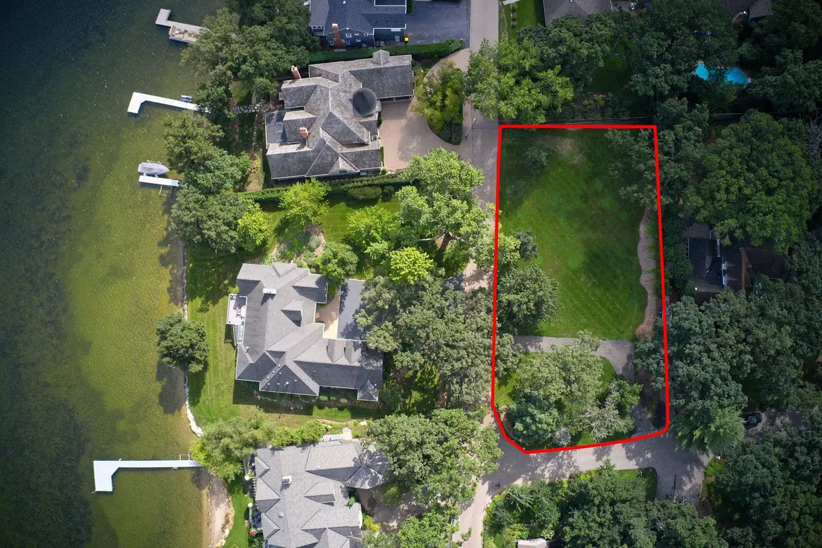 1577 S Shore Drive, Crystal Lake, IL 60014 - #1