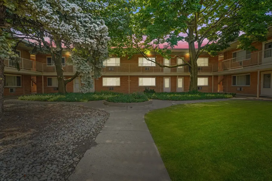 4211 W 95th Street #2D, Oak Lawn, IL 60453 - #2