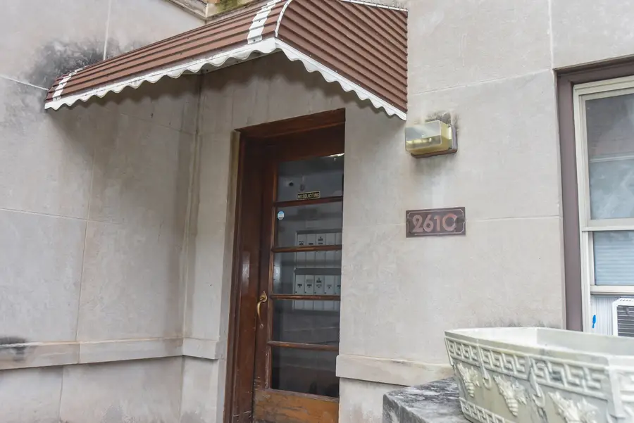 2610 W Balmoral Avenue #203, Chicago, IL 60625 - #2