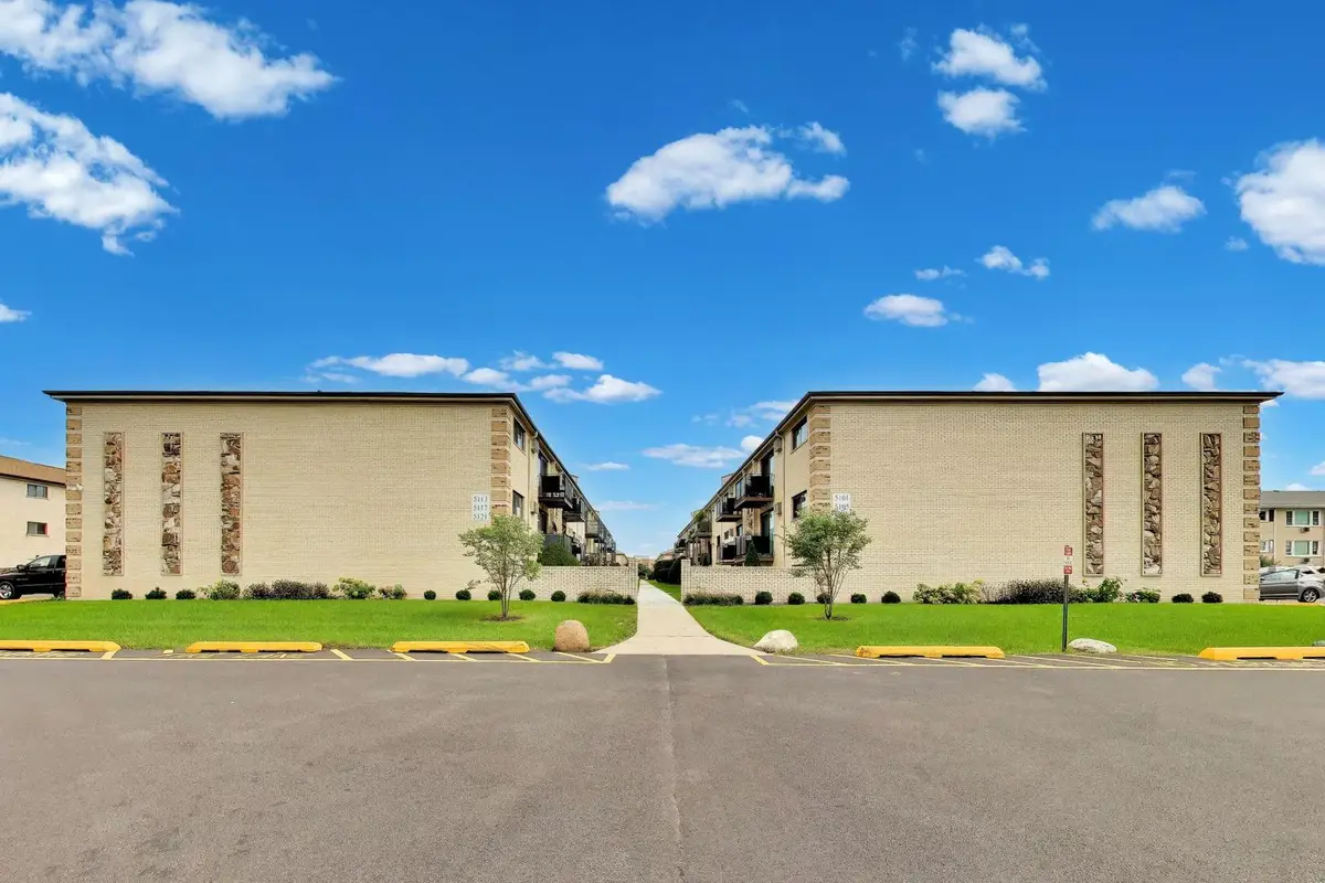 5101 N East River Road #1K, Chicago, IL 60656 - #1