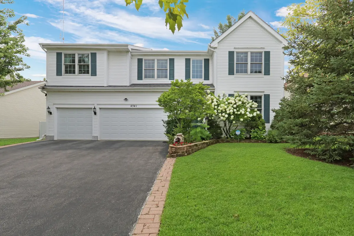 4541 W Westchester Lane, Libertyville, IL 60048 - #1