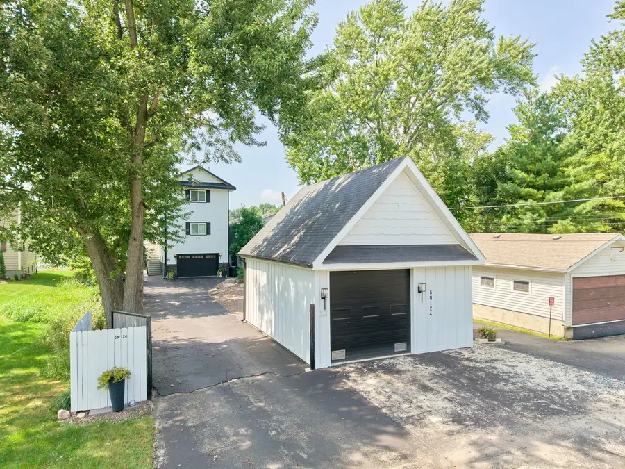 5N124 Grove Avenue, Saint Charles, IL 60174 - #2