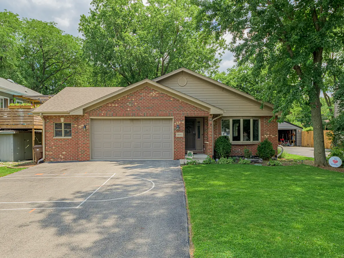 19905 Center Street, Mokena, IL 60448 - #1