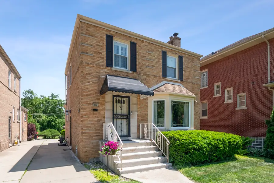 10831 S Longwood Drive, Chicago, IL 60643 - #3