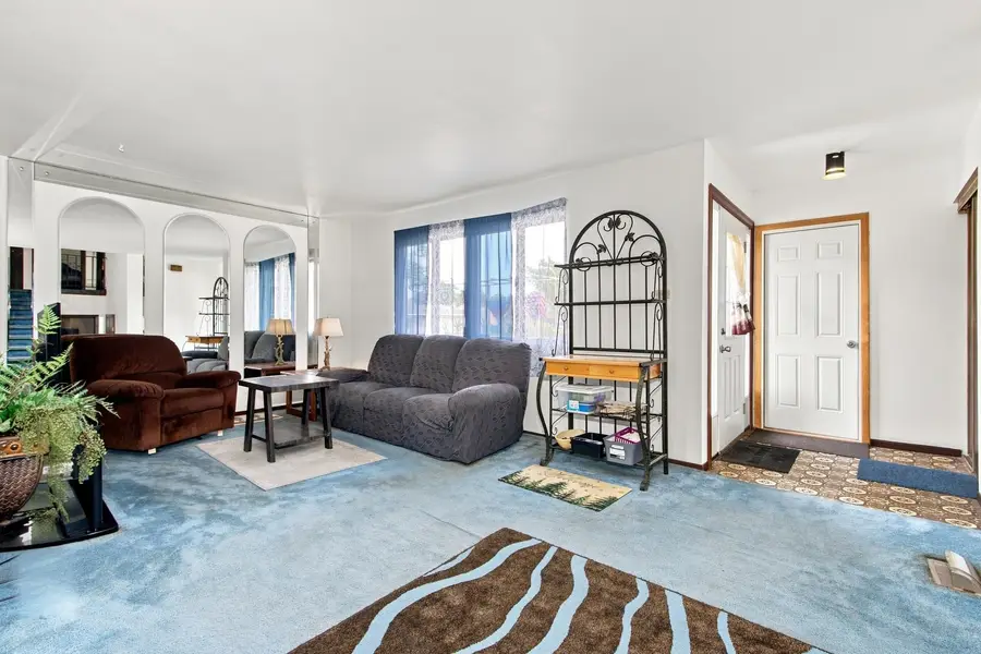 914 Menlo Court, Joliet, IL 60431 - #2