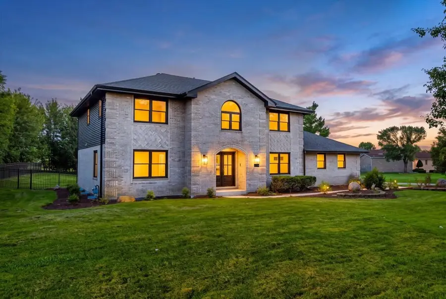 13136 Fox Hill Court, Lemont, IL 60439 - #2