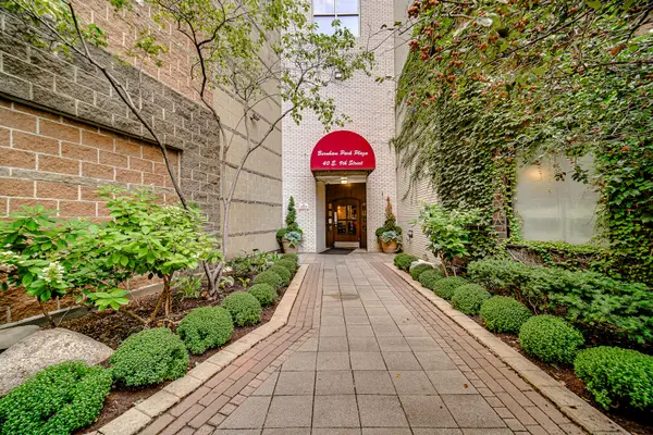 40 E 9th Street #1809, Chicago, IL 60605