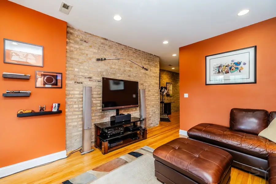 6139 N Paulina Street #1, Chicago, IL 60660 - #3