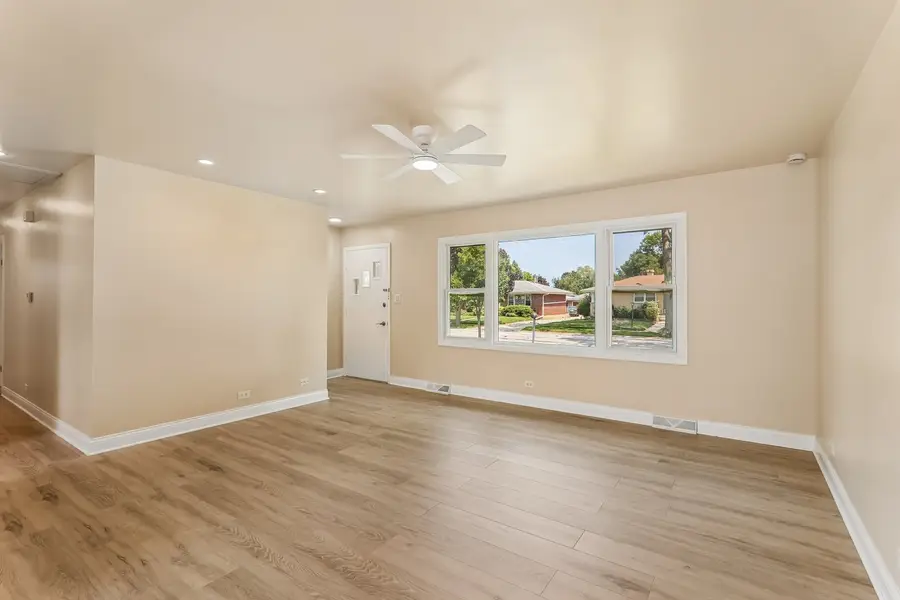 812 N Lincoln Street, Addison, IL 60101 - #2