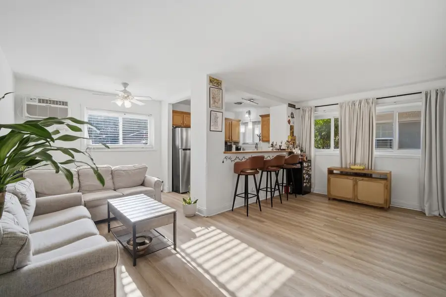 427 S Elmwood Avenue #2, Oak Park, IL 60302 - #2