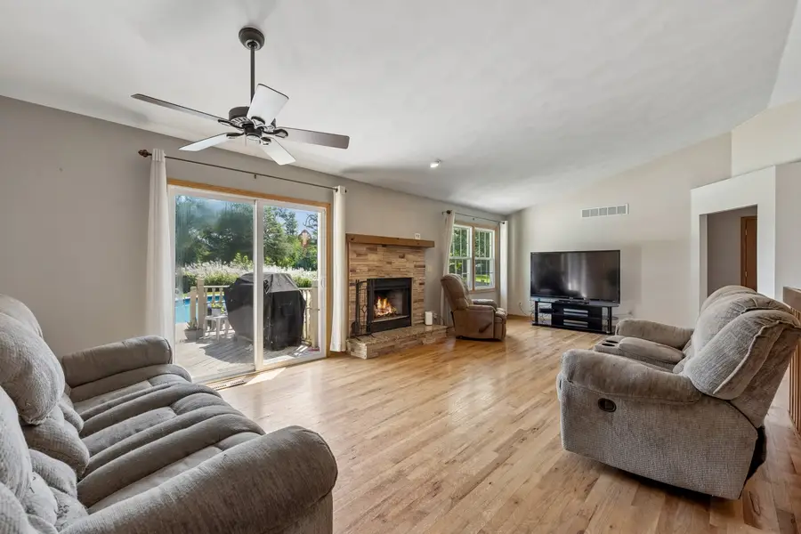 10831 Miller Lane, Machesney Park, IL 61115 - #3