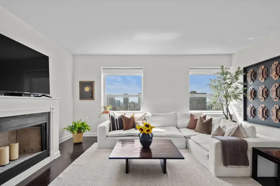 545 N Dearborn Street #3301, Chicago, IL 60654 - #2