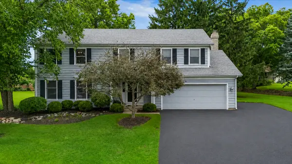 4402 Fox Creek Drive, Crystal Lake, IL 60012