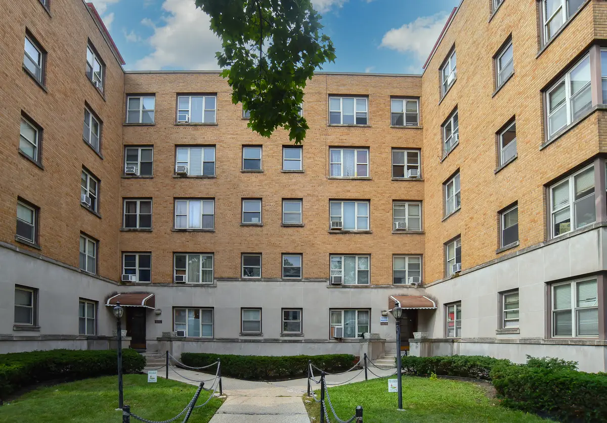 2606 W Balmoral Avenue #110, Chicago, IL 60625 - #1