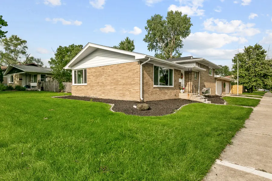 1554 Idlewild Lane, Homewood, IL 60430 - #2