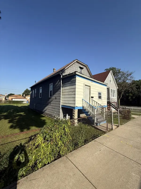 9353 S Yates Boulevard, Chicago, IL 60617