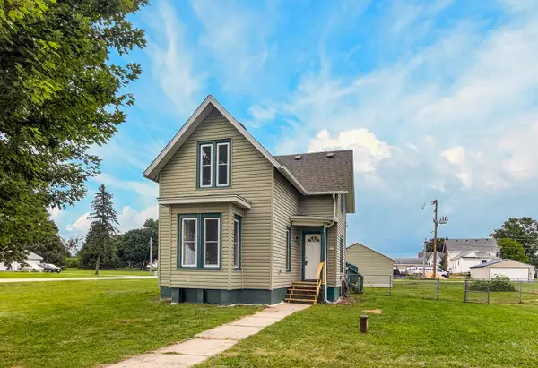 101 West Street, Monroe Center, IL 61052