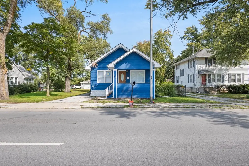 15661 State Street, South Holland, IL 60473 - #1