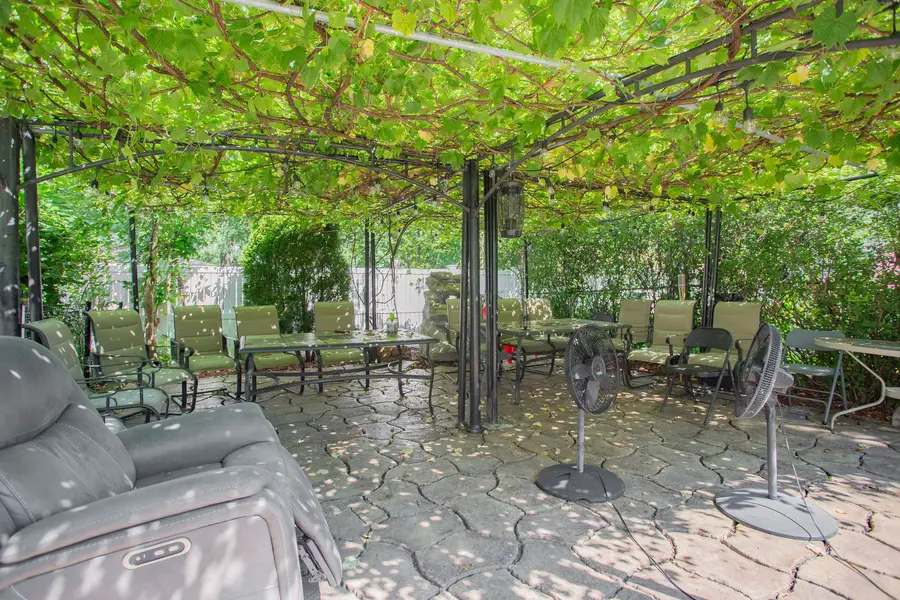 1803 N Mitchell Avenue, Arlington Heights, IL 60004 - #3