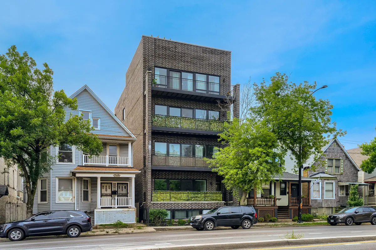 5042 N Western Avenue #3, Chicago, IL 60625 - #1