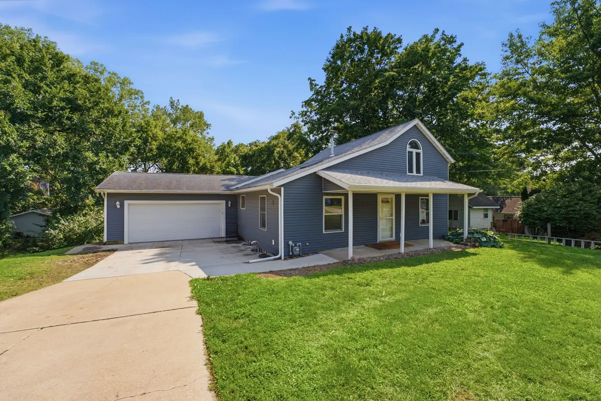 401 Walnut Street, Port Byron, IL 61275 - #1