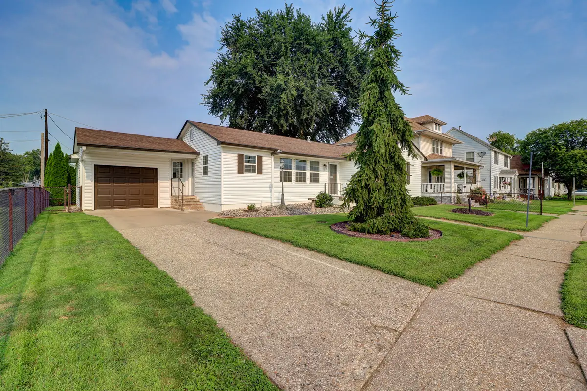 722 Argyle Court, Clinton, IA 52732 - #1
